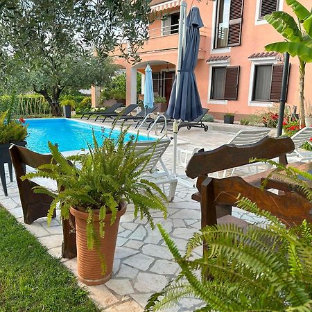 Apartments Marija 821 Pola Esterno foto