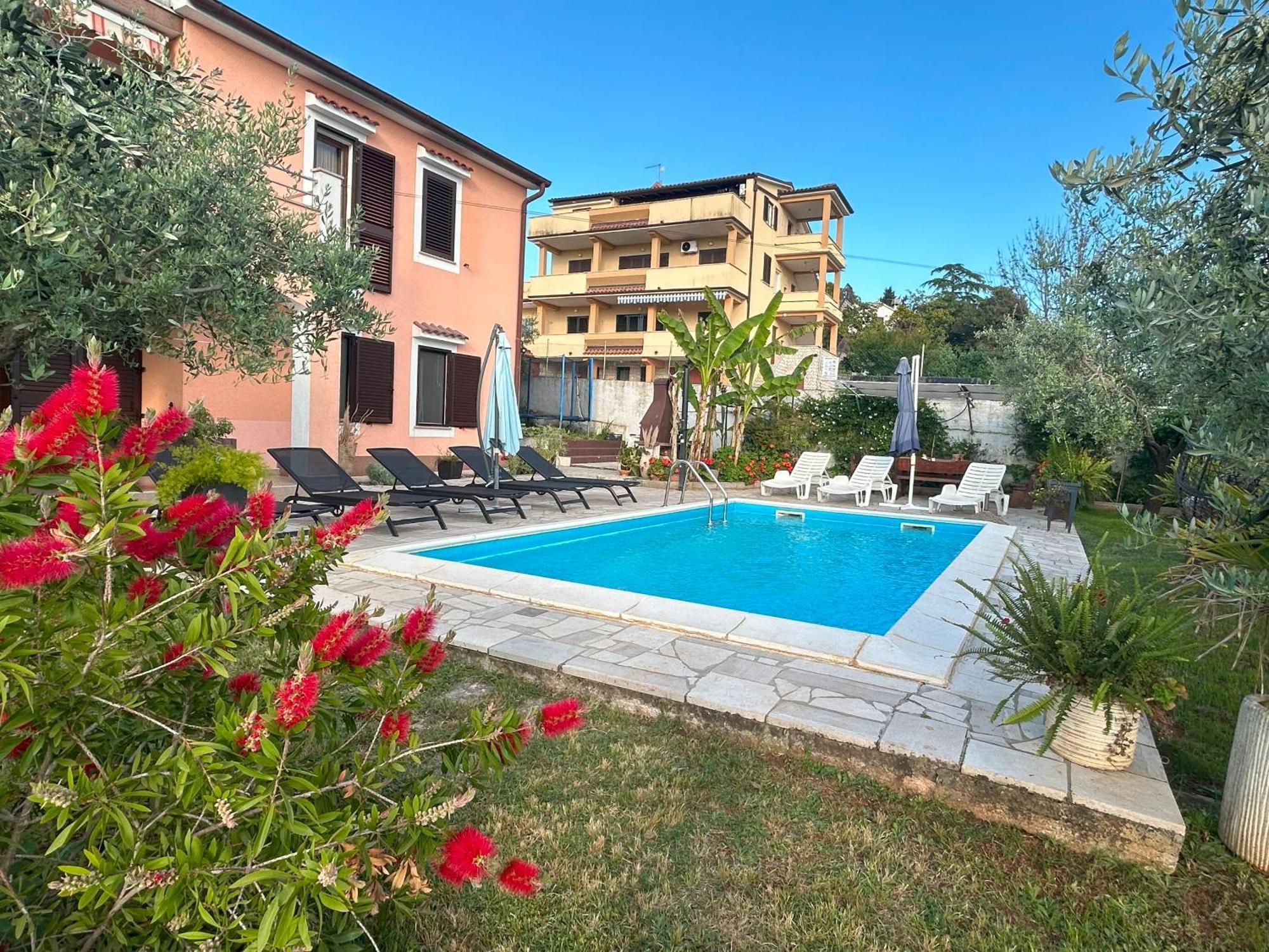 Apartments Marija 821 Pola Esterno foto